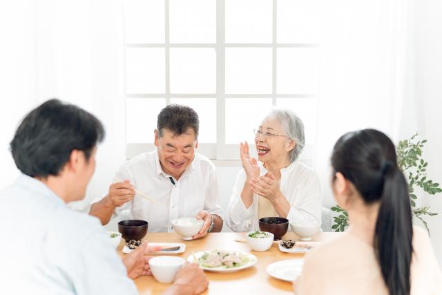 高齢者と食事